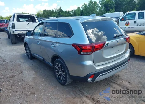 2020 Mitsubishi Outlander Es 2.4 z USA, uszkodzony, nr VIN JA4AD2A32LZ042273